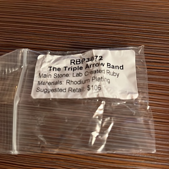 Stunning lab created ruby ring! - Picture 4 of 4